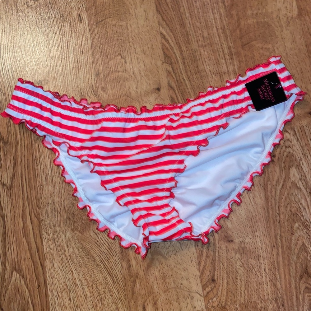 Scrunch bikini bottoms